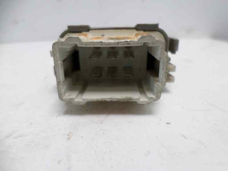 Recambio de mando elevalunas trasero derecho para renault megane ii berlina 5p authentique referencia OEM IAM   