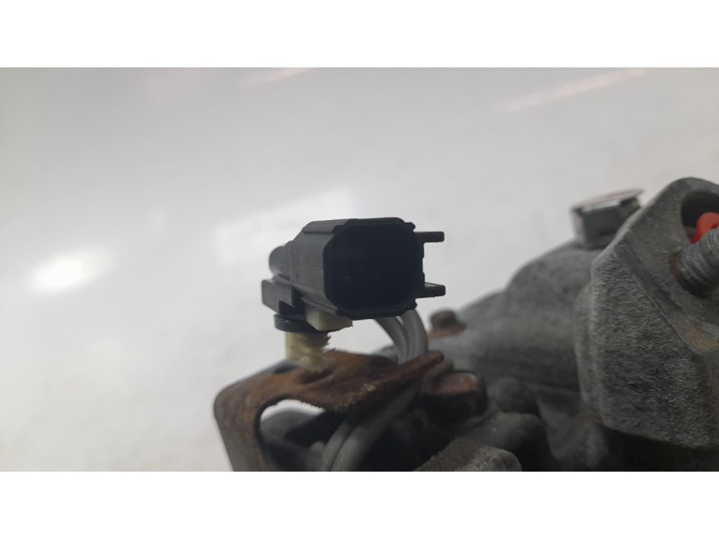Recambio de compresor aire acondicionado para ford kuga ii (dm2) 1.5 tdci referencia OEM IAM DS7H19D629HG  CAF901127FV/320199