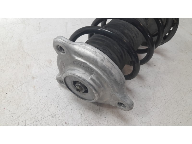 Recambio de amortiguador delantero derecho para mercedes-benz b-klasse (bm 247) b 200 d referencia OEM IAM 1773209300 8014040061