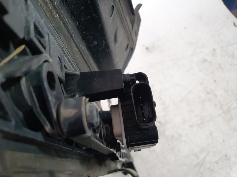 Recambio de canalizador de aire para opel corsa f (p2jo) corsa-e (68) referencia OEM IAM 9817002880  