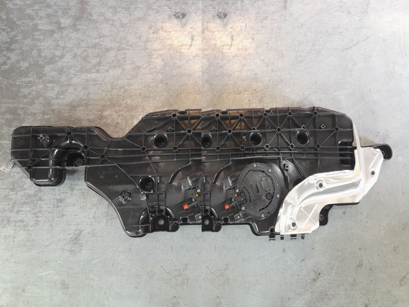 Recambio de deposito adblue para mercedes-benz b-klasse (bm 247) b 200 d referencia OEM IAM   