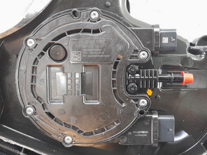 Recambio de deposito adblue para mercedes-benz b-klasse (bm 247) b 200 d referencia OEM IAM   