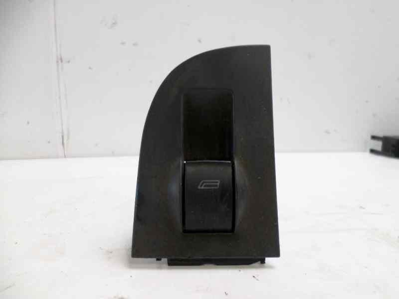 Recambio de mando elevalunas trasero derecho para audi a6 berlina (4b2) 2.5 tdi referencia OEM IAM   