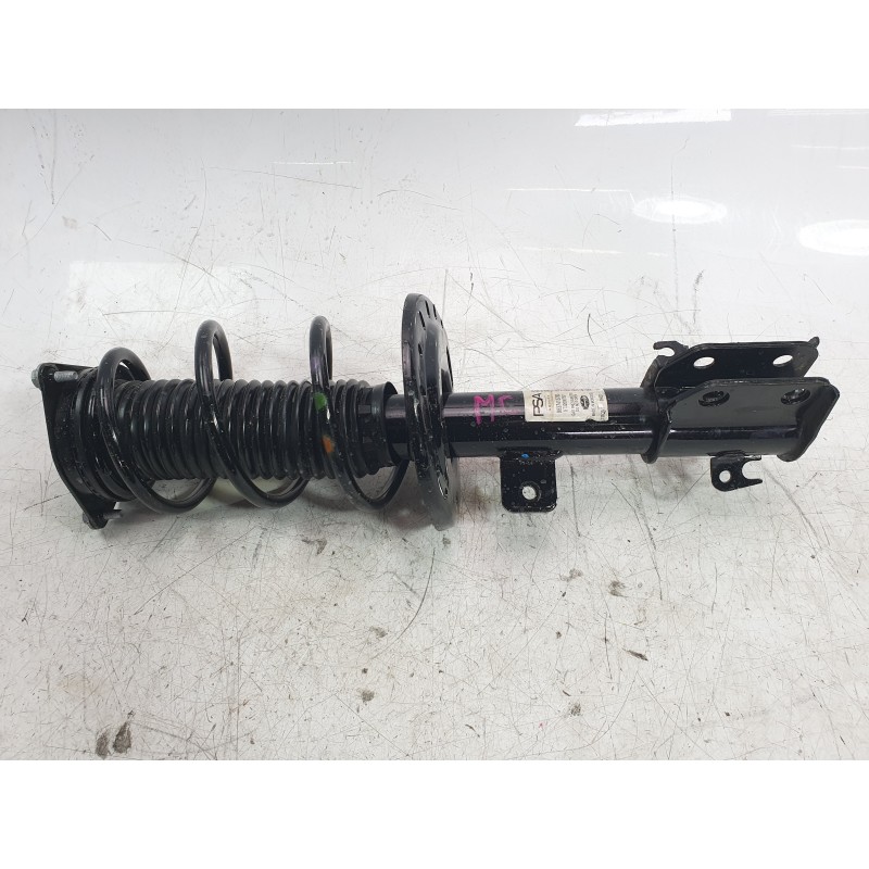 Recambio de amortiguador delantero izquierdo para opel corsa f (p2jo) 1.2 (68) referencia OEM IAM 9837413780  
