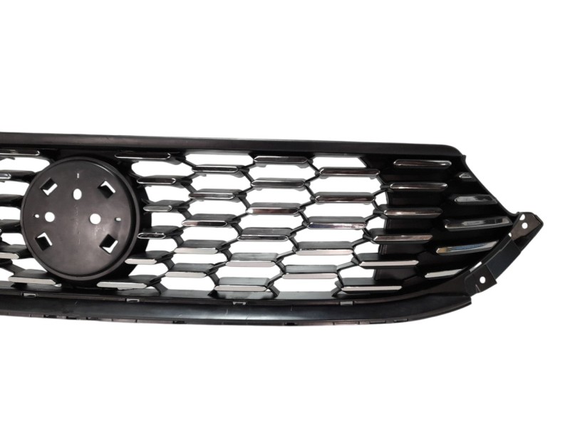 Recambio de rejilla delantera para fiat tipo ii (356) sedan referencia OEM IAM 735642866  107097706/706155B/FT4482011