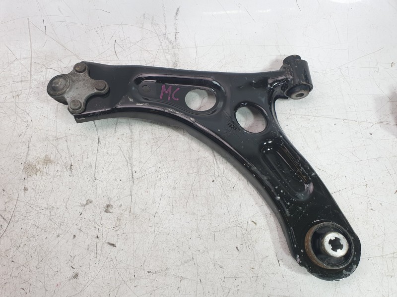 Recambio de brazo suspension inferior delantero derecho para opel corsa f (p2jo) 1.2 (68) referencia OEM IAM 9850674380  