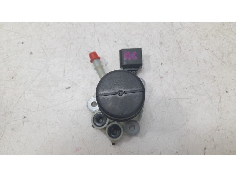 Recambio de bomba combustible para audi q3 sportback (f3n) 35 tdi referencia OEM IAM F01C070012 5108800563 
