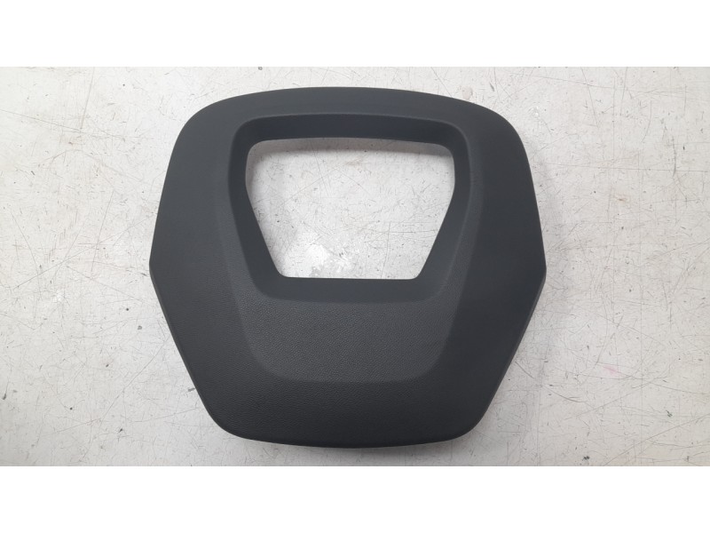 Recambio de moldura para citroën c4 x e-shine referencia OEM IAM 9833897980  