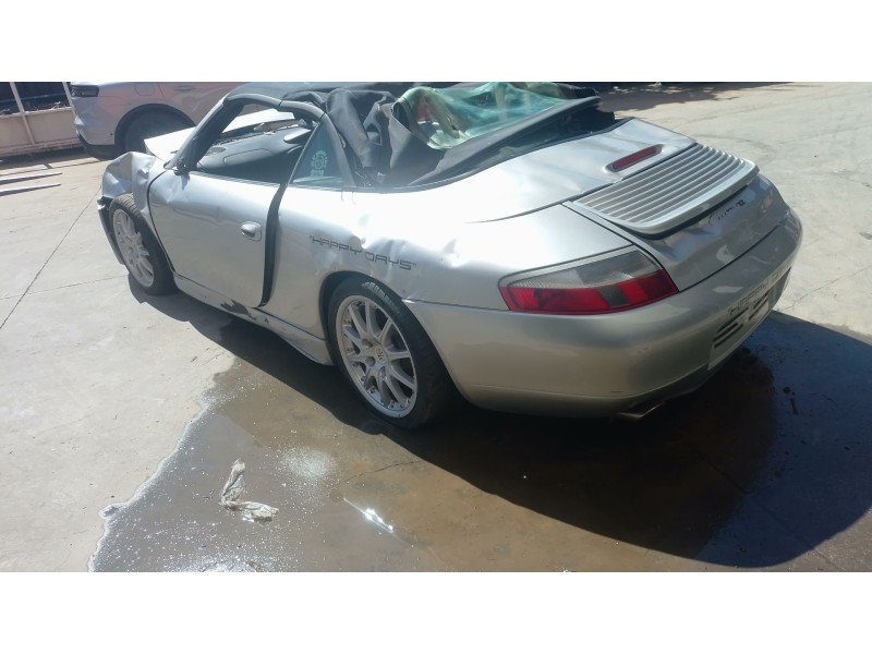 porsche 911 descapotable (996) del año 2000