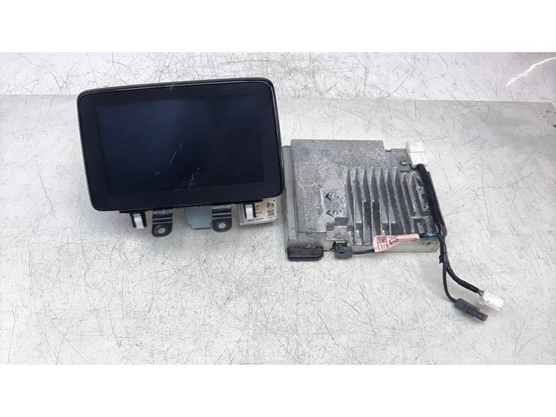 Recambio de sistema navegacion gps para mazda cx-3 2.0 cat referencia OEM IAM DB5C669R0F  