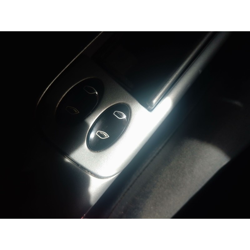 Recambio de mando elevalunas trasero derecho para porsche 911 descapotable (996) 3.4 carrera 4 referencia OEM IAM   