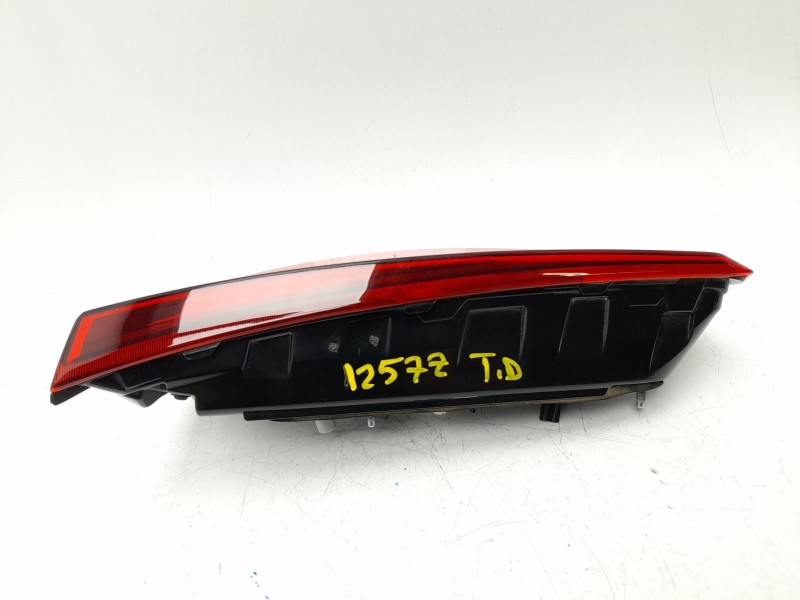 Recambio de piloto trasero derecho interior para kia ceed (cd) 1.0 t-gdi referencia OEM IAM 92404J7050  