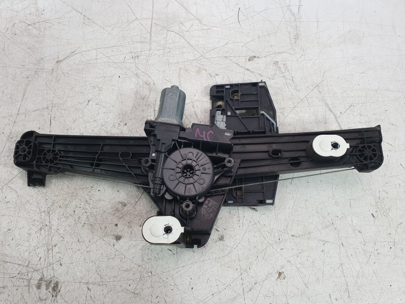 Recambio de elevalunas trasero derecho para opel corsa f (p2jo) 1.2 (68) referencia OEM IAM 9829045580 430113G0 