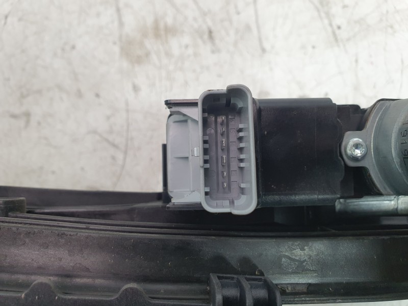 Recambio de elevalunas trasero derecho para opel corsa f (p2jo) 1.2 (68) referencia OEM IAM 9829045580 430113G0 