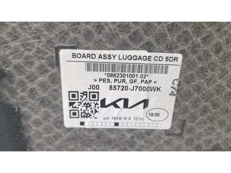 Recambio de alfombra maletero para kia ceed (cd) 1.0 t-gdi referencia OEM IAM 85720J7000WK  