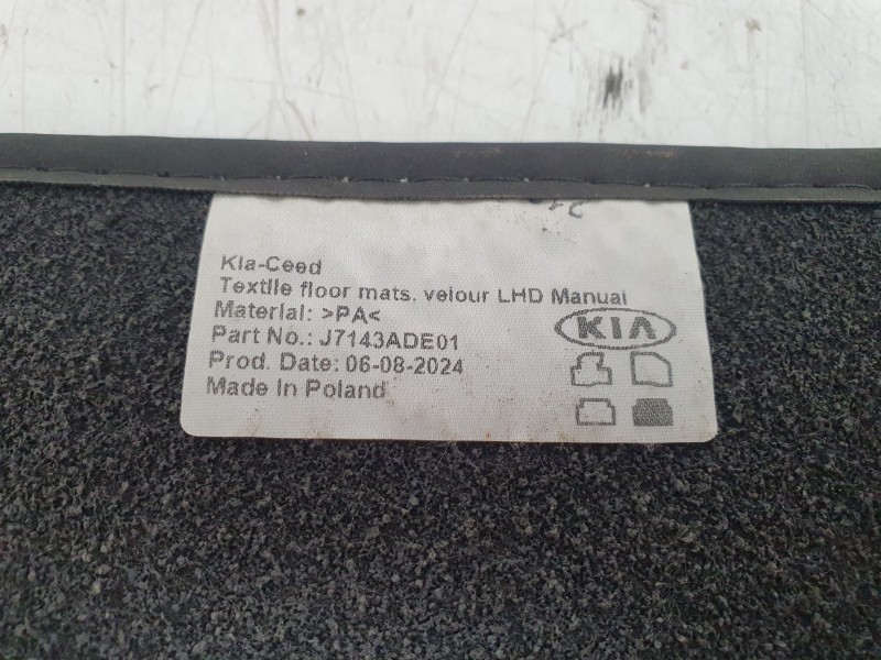 Recambio de juego alfombrillas para kia ceed (cd) 1.0 t-gdi referencia OEM IAM 84260J7000WK  