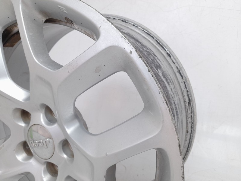 Recambio de llanta para jeep renegade suv (bu, b1, bv) 1.6 crd referencia OEM IAM 5XA65MAAAA  