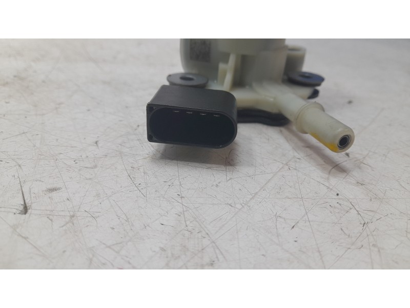 Recambio de bomba combustible para volkswagen t-roc (a11, d11) 2.0 tdi referencia OEM IAM 5Q0131969G 0444040074 