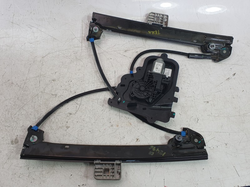 Recambio de elevalunas delantero izquierdo para tesla model 3 ev referencia OEM IAM 109662098L  