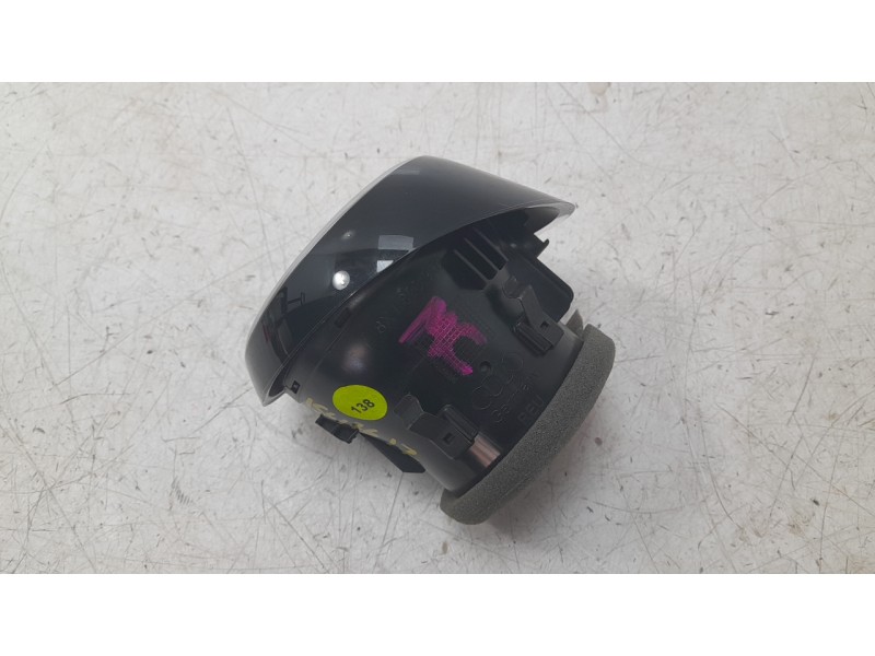 Recambio de rejilla aireadora para audi a1 sportback (8xa, 8xf) 1.6 tdi referencia OEM IAM 8X1820902  