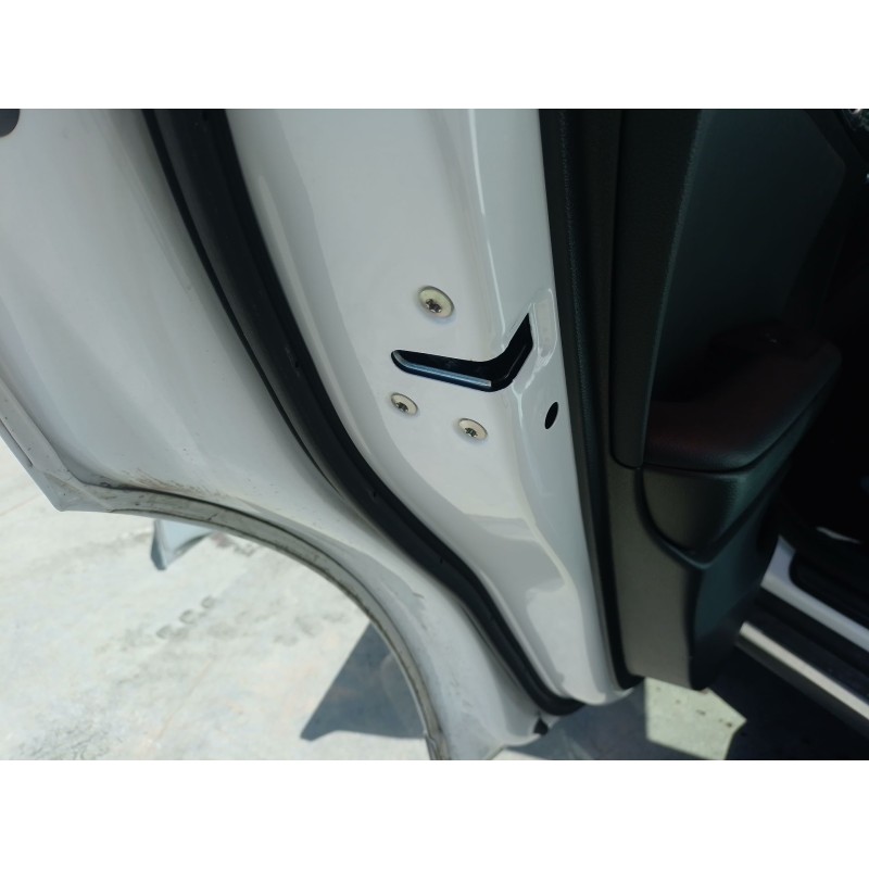 Recambio de cerradura puerta trasera izquierda para kia xceed (cd) 1.6 gdi hybrid referencia OEM IAM   