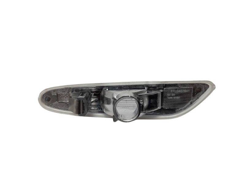 Recambio de piloto lateral derecho para bmw 1 (e81) 116 i referencia OEM IAM 63136932998  103F06130310/15204502/2100362/BM120414