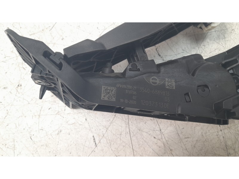Recambio de moldura para mini mini 5-trg. (f55) 1.5 12v referencia OEM IAM 35406889813  