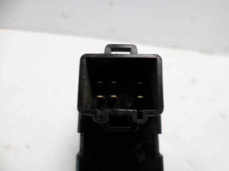 Recambio de mando elevalunas delantero derecho para daewoo tacuma sx referencia OEM IAM 96190777  
