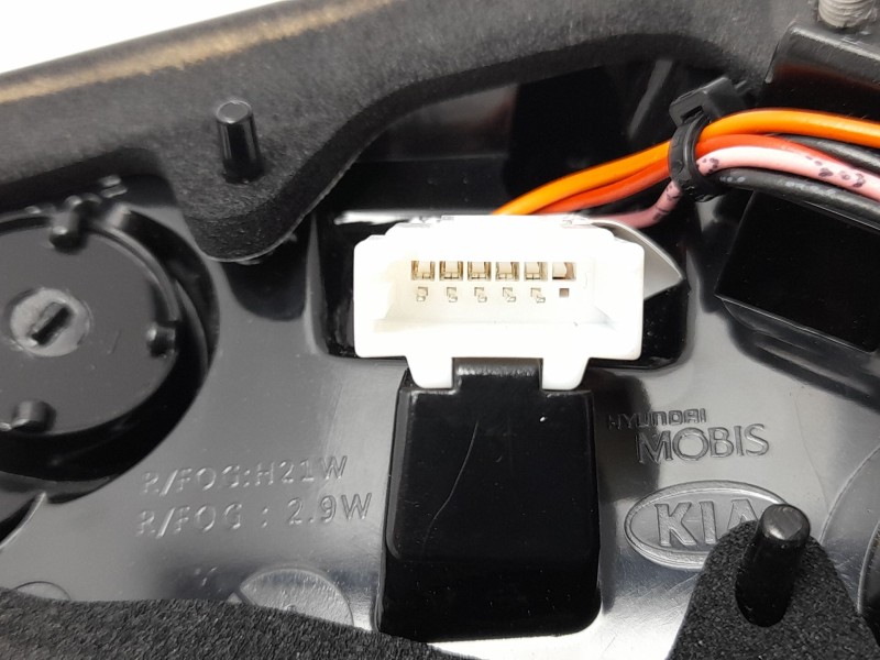 Recambio de piloto trasero izquierdo interior para kia ceed (cd) 1.0 t-gdi referencia OEM IAM 92403J7050  