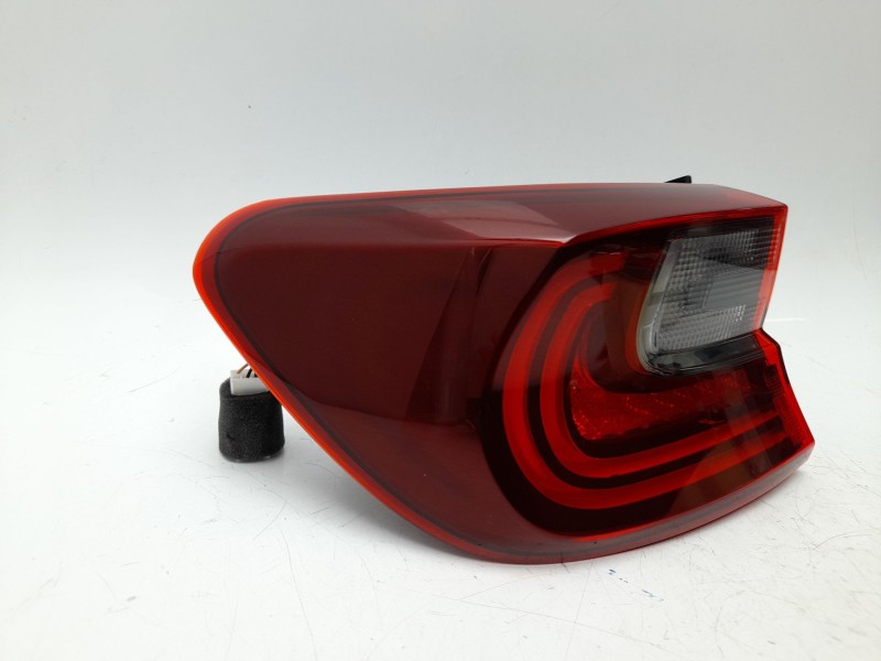 Recambio de piloto trasero izquierdo para kia ceed (cd) 1.0 t-gdi referencia OEM IAM 92401J7500  