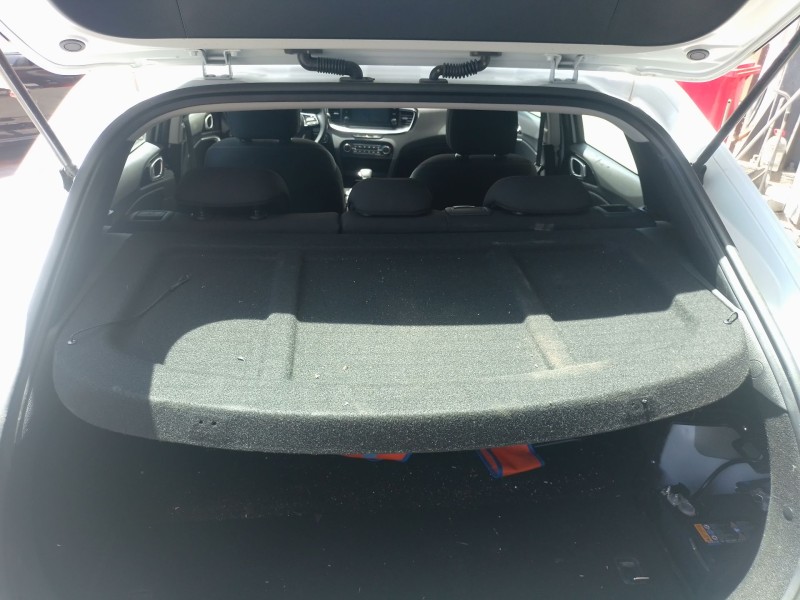 Recambio de bandeja trasera para kia xceed (cd) 1.6 gdi hybrid referencia OEM IAM   
