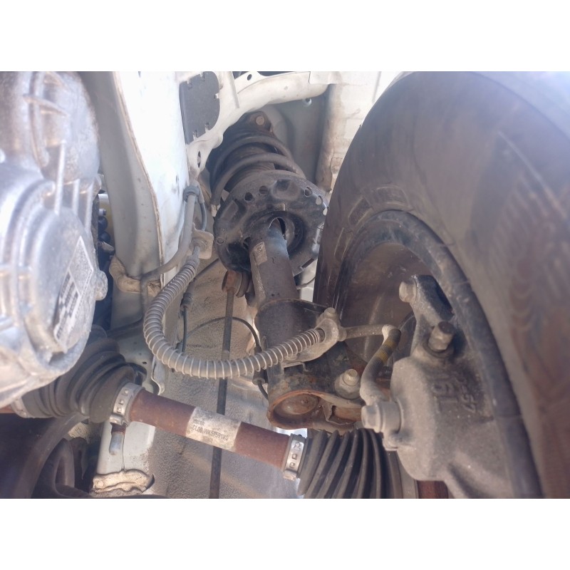 Recambio de amortiguador delantero izquierdo para kia xceed (cd) 1.6 gdi hybrid referencia OEM IAM   