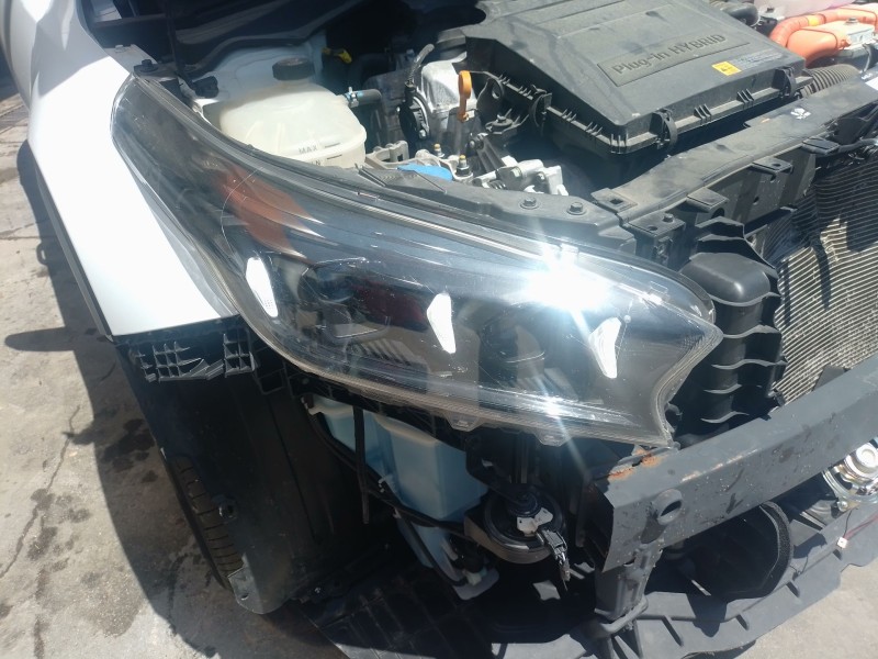 Recambio de faro derecho para kia xceed (cd) 1.6 gdi hybrid referencia OEM IAM   