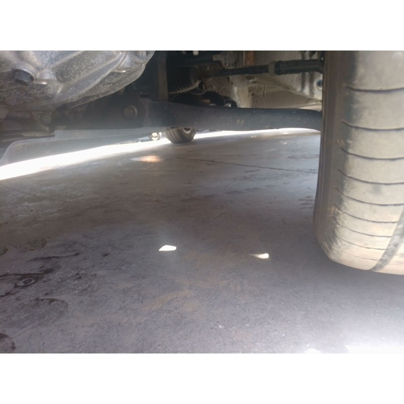 Recambio de brazo suspension inferior delantero izquierdo para kia xceed (cd) 1.6 gdi hybrid referencia OEM IAM   