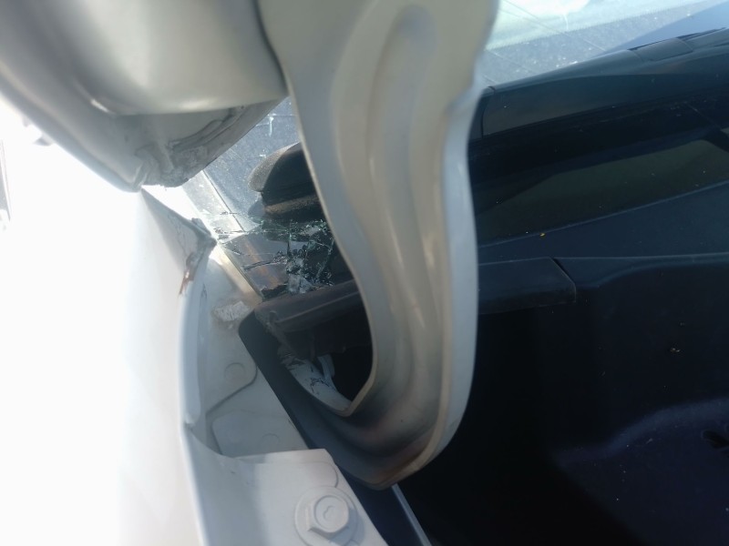Recambio de aleta delantera derecha para kia xceed (cd) 1.6 gdi hybrid referencia OEM IAM   