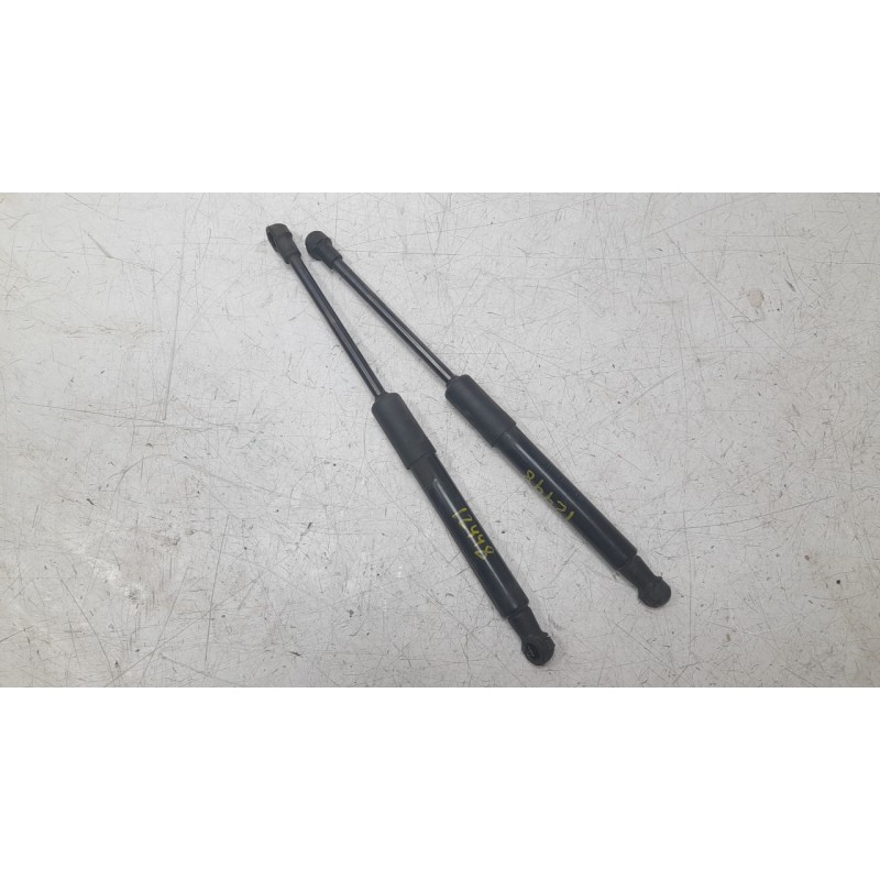 Recambio de amortiguadores capo para audi a1 sportback (8xa, 8xf) 1.6 tdi referencia OEM IAM 8X0823359  