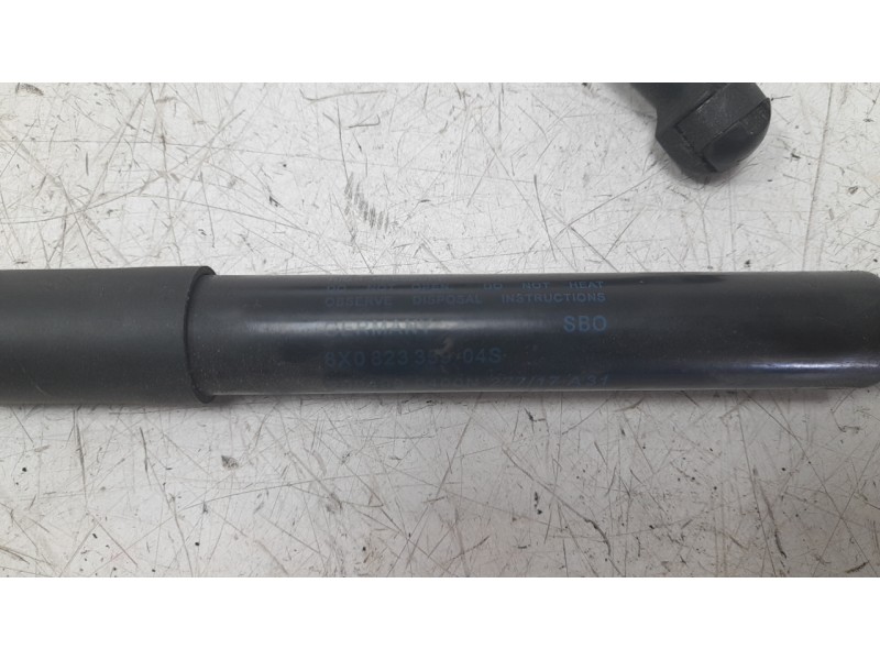 Recambio de amortiguadores capo para audi a1 sportback (8xa, 8xf) 1.6 tdi referencia OEM IAM 8X0823359  