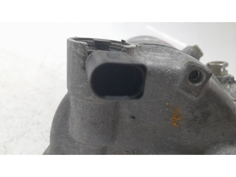 Recambio de compresor aire acondicionado para audi a1 sportback (8xa, 8xf) 1.6 tdi referencia OEM IAM 5Q0816803F 8416F CAF120037