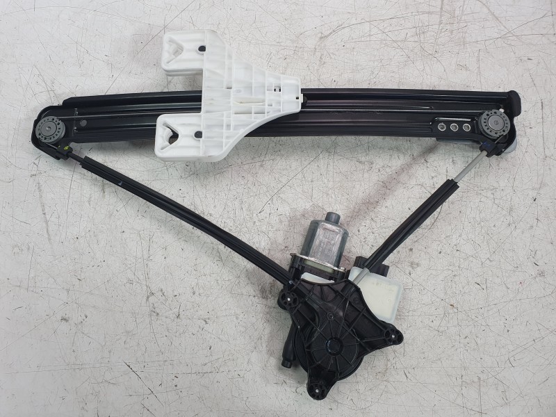 Recambio de elevalunas trasero izquierdo para skoda karoq (nu7, nd7) 1.5 tsi referencia OEM IAM 575839461A 0130822725 ST810W054