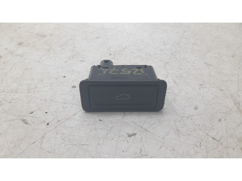 Recambio de interruptor para omoda 5 1.6 referencia OEM IAM 808001505AA  