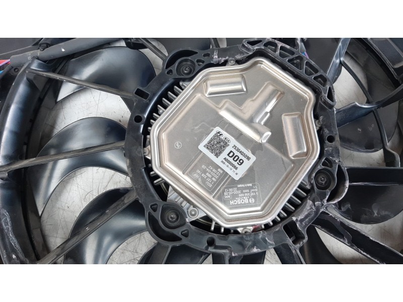 Recambio de electroventilador para kia niro referencia OEM IAM 25350G5600  