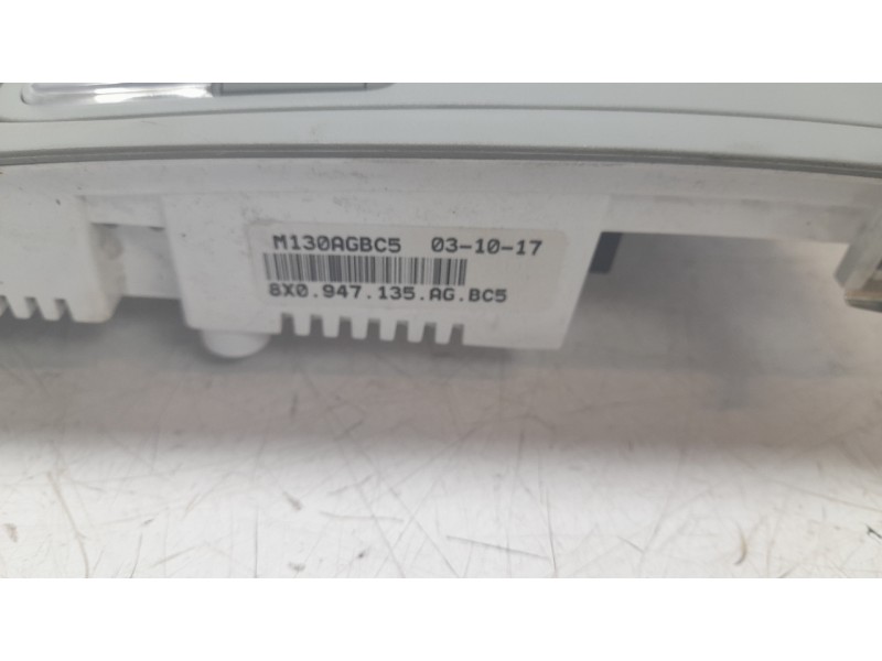 Recambio de luz interior para audi a1 sportback (8xa, 8xf) 1.6 tdi referencia OEM IAM 8X0947135  