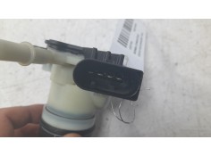 Recambio de bomba combustible para volkswagen t-roc advance referencia OEM IAM 5Q0131969E 0444040022  2