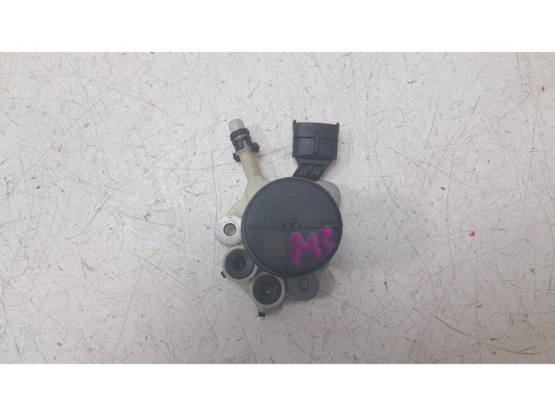 Recambio de bomba combustible para land rover discovery sport (l550) 2.0 d 4x4 referencia OEM IAM F01C070012 25887374 