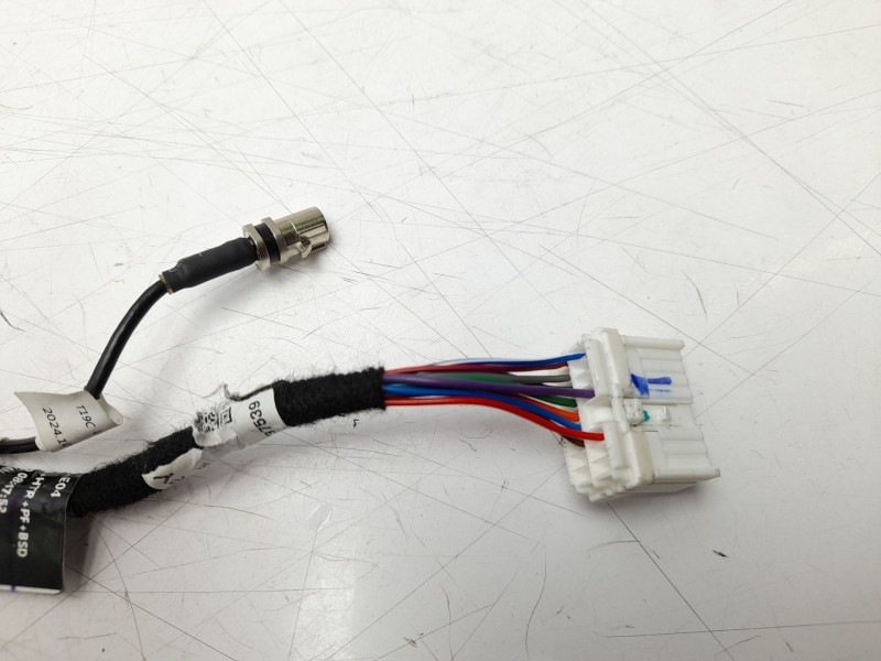 Recambio de retrovisor derecho para omoda 5 1.6 referencia OEM IAM 601000465AA  