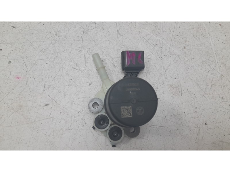 Recambio de bomba combustible para volkswagen golf viii lim. (cd1) life referencia OEM IAM 5Q0131969E 1200926013425 