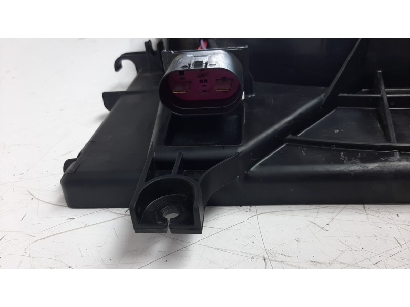 Recambio de electroventilador para kia niro referencia OEM IAM 25350G5600  