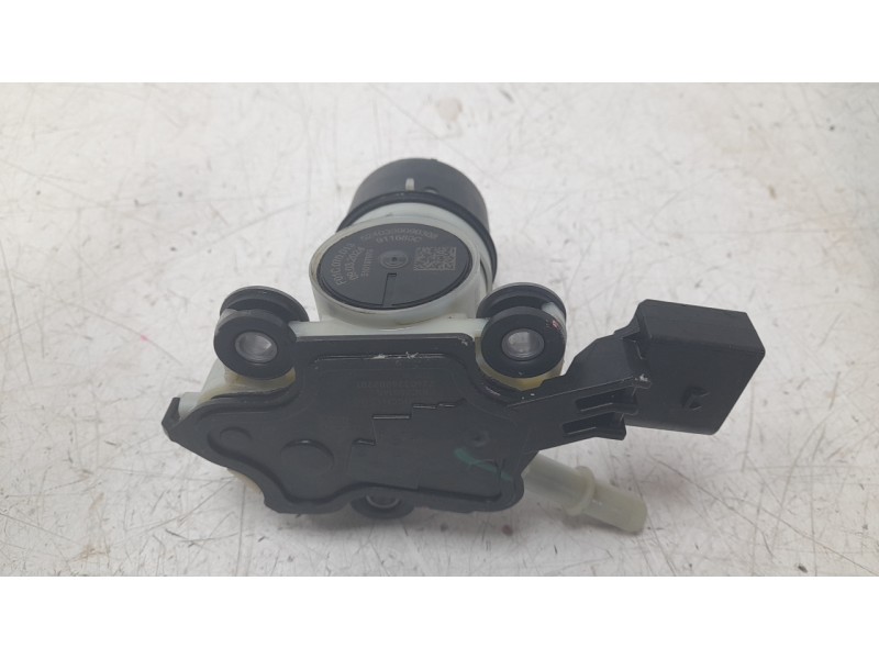 Recambio de bomba combustible para audi a3 sportback (8ya, 8yf) 30 tdi referencia OEM IAM 5Q0131969E 510197978 