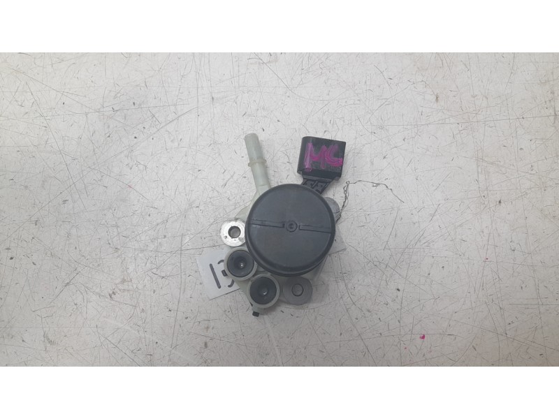 Recambio de bomba combustible para seat arona 1.6 tdi referencia OEM IAM 5Q0131969E 502206787 