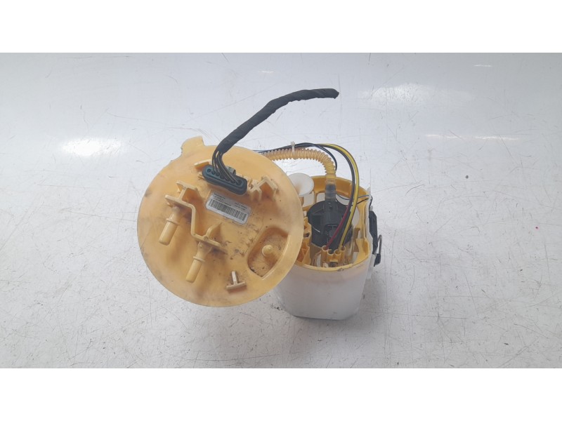 Recambio de bomba combustible para mercedes-benz b-klasse (bm 247) b 200 d referencia OEM IAM A2474706403  